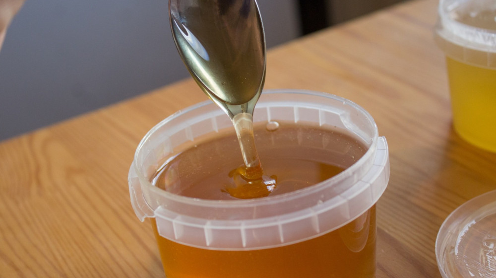 Как обнаружить поддельный мед дома по абхазским секретам и проверить его на натуральность